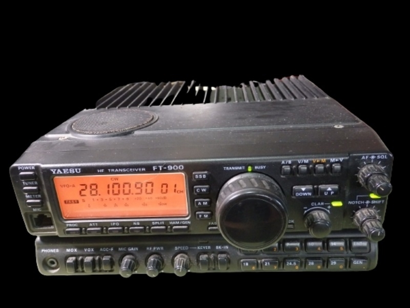ヤエス FT-900