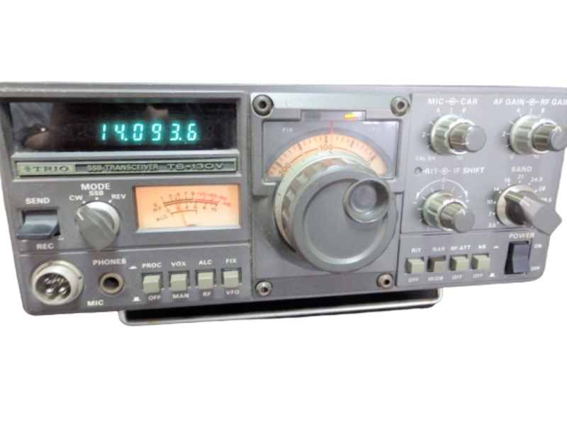 トリオ TS-130