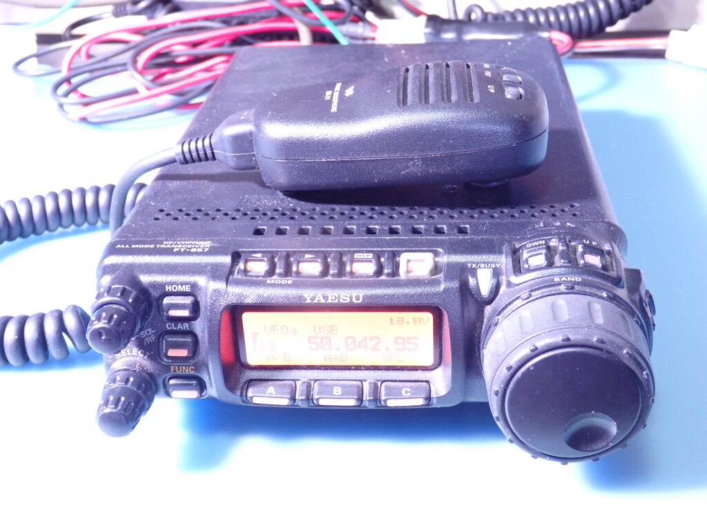ヤエス FT-857