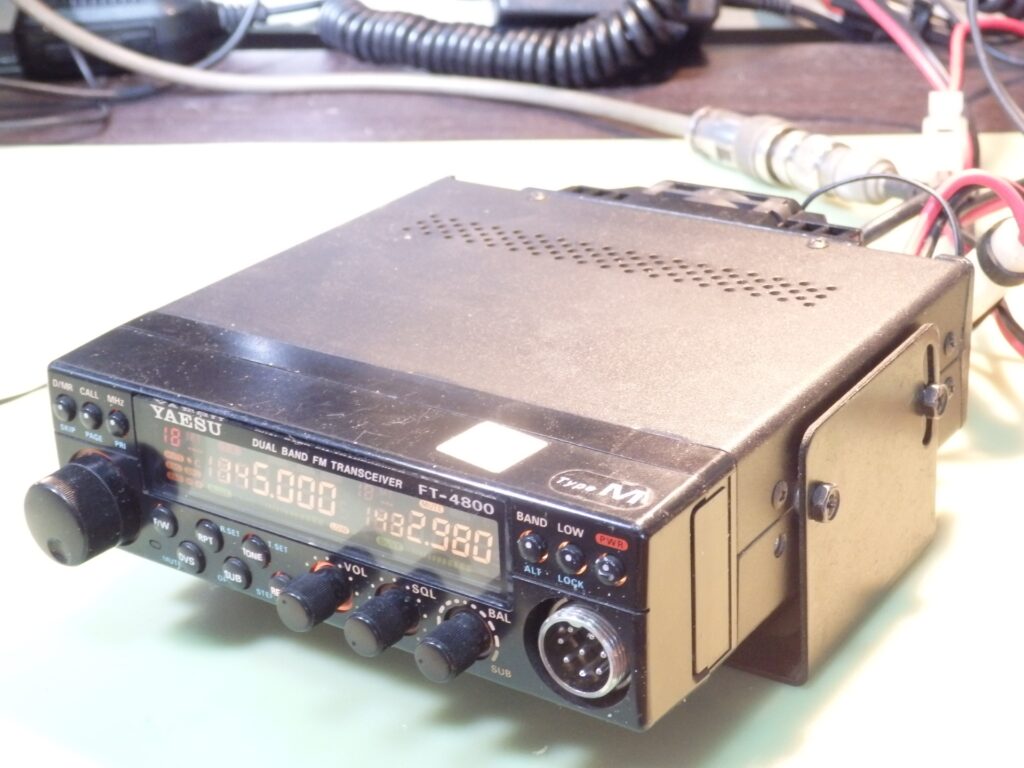 FT-4800