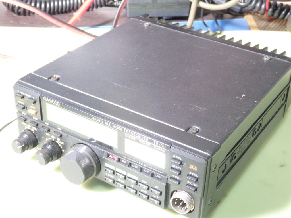 TR-751