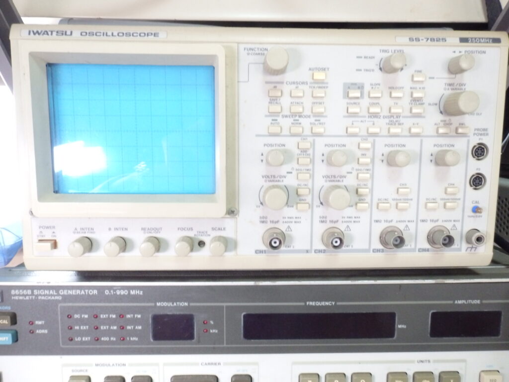 IWATSU SS7825
